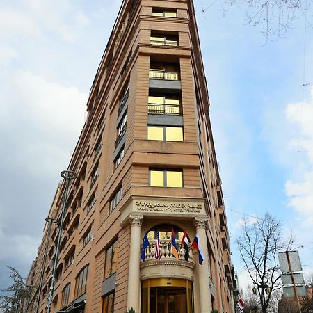Golden Palace Hotel Jerevan Buitenkant foto