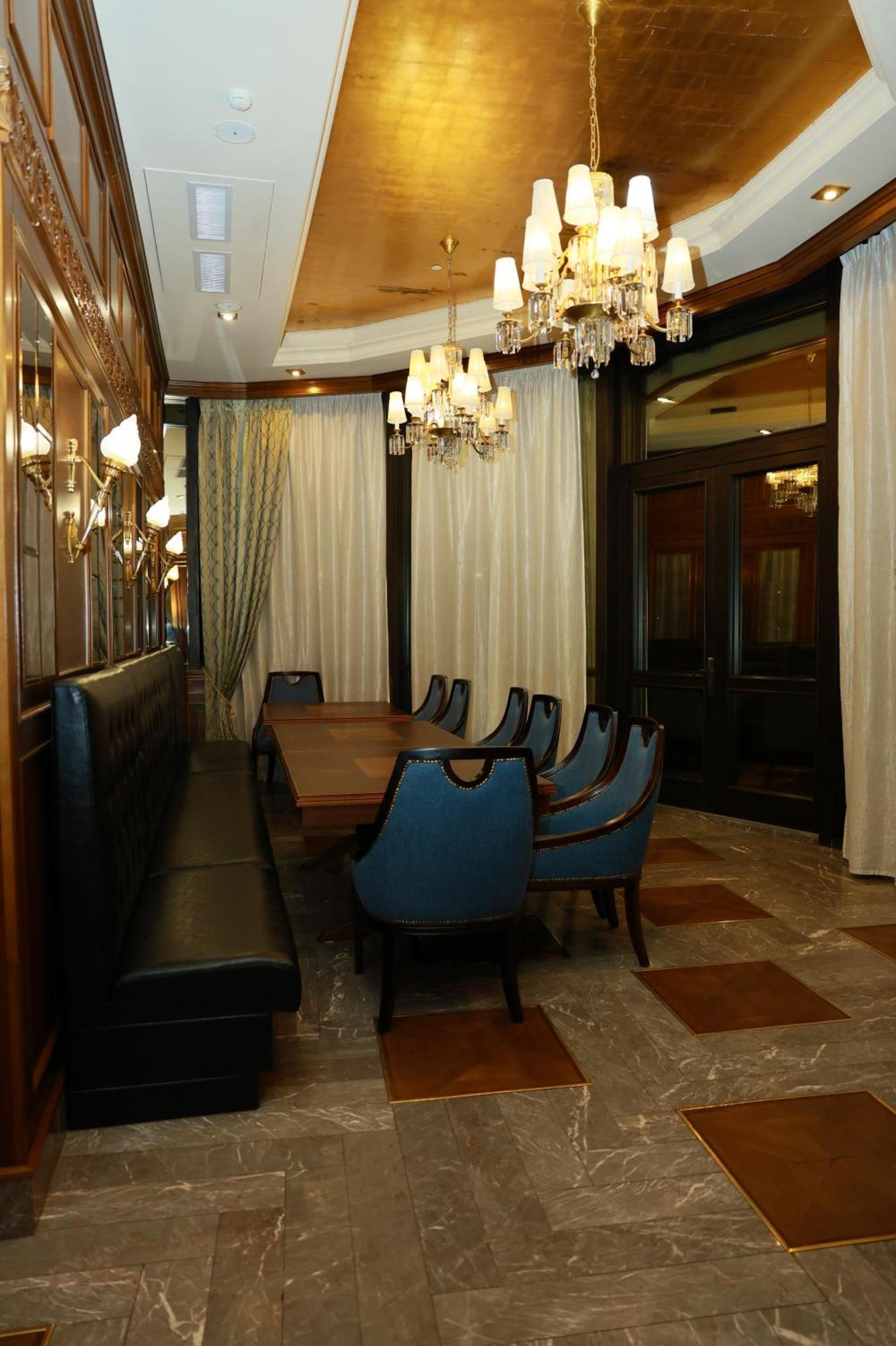 Golden Palace Hotel Jerevan Buitenkant foto